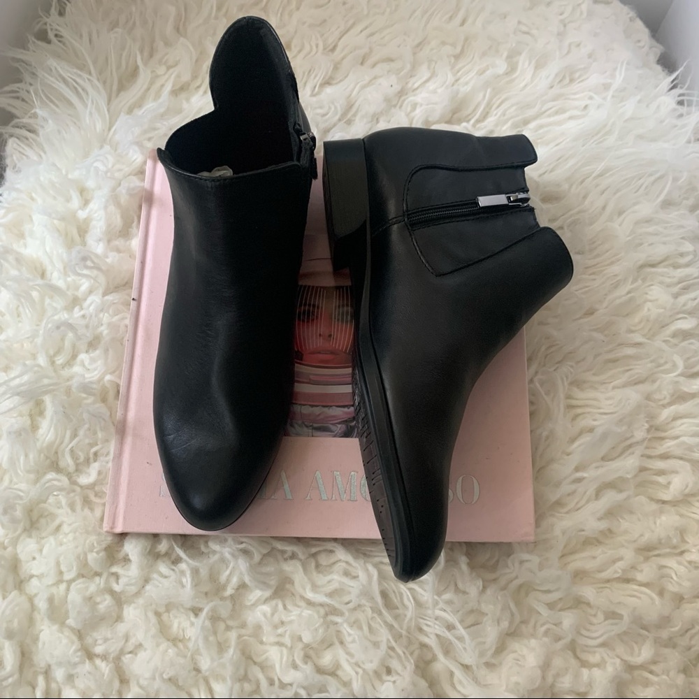 Munro Averee Ankle Bootie Zip Up Size 9.5 - Picture 8 of 10